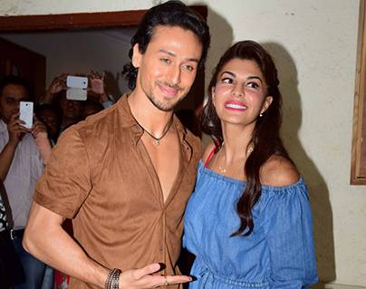 Jacqueline Fernandez dance for Madhuri Dixit Ek Do Teen Song