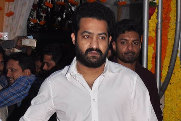 No Bigg Boss for NTR Courtesy Rajamouli