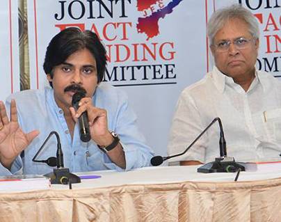 Pawan Kalyan - Undavalli Aruna Kumar
