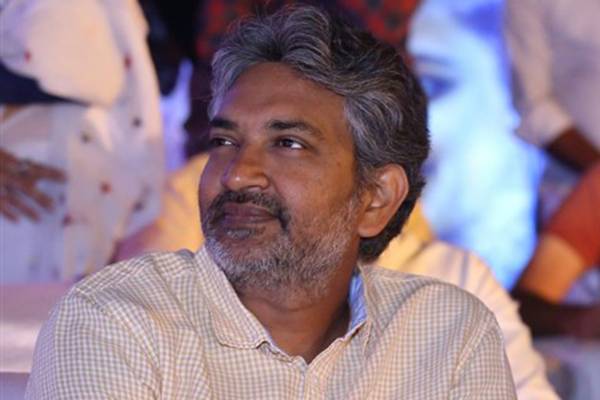 Rajamouli yet to Lock His Script!