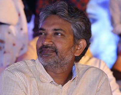 Rajamouli yet to Lock His Script!