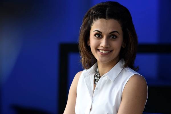 Taapsee-Pannu-is-Following-Pawan-Kalyan-to-Harvard-University