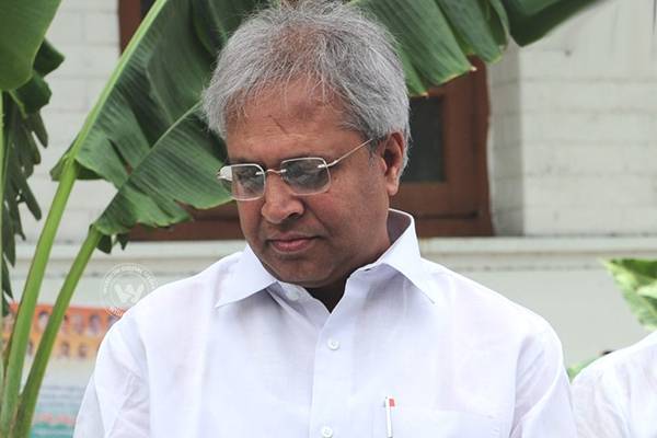 Undavalli-Aruna-Kumar