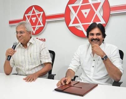 Undavalli-Arun-Kumar-Meets-Pawan-Kalyan--Jana-Sena