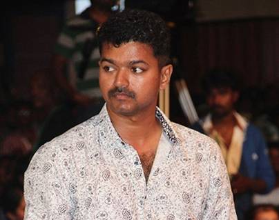 thalapathy vijay into politics