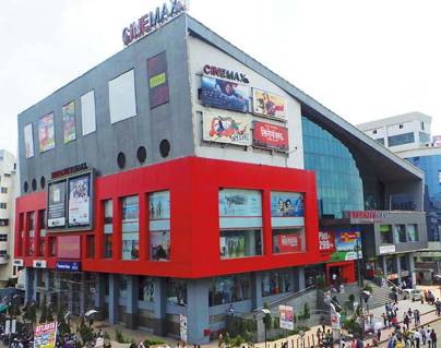 And-Just-Like-That-–--The-Strike-Is-Over