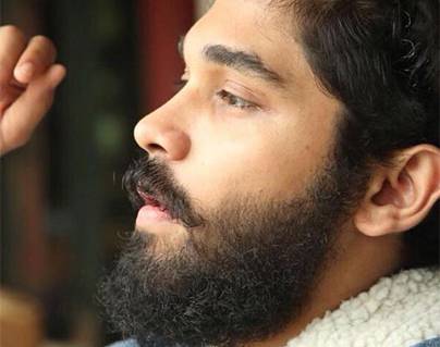 Any Comparison between 'Arjun Reddy' looks?