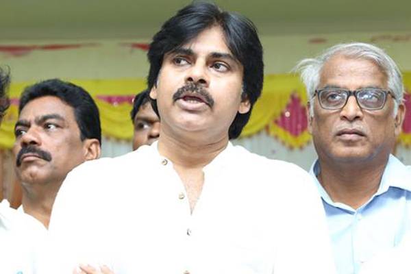 Fans surprise on pawan kalyan behaviour