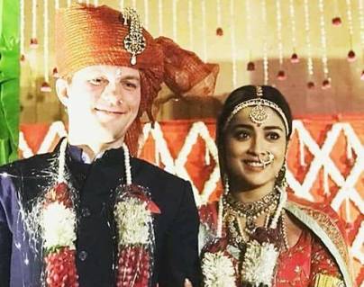 He-Vowed-to-Accept-Shriya-Saran--Madness