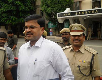 Ex-CBI JD Lakshmi Narayana To Enter Politics