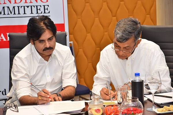 JFC Pegs Center's Pending Assistance to AP at 74542 Crore