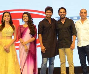 Krishnarjuna-Yudham-Pre-Release-Event-Photos---Nani,-Anupama
