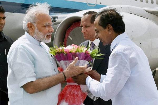 Modi Regrets Giving Long Rope to KCR