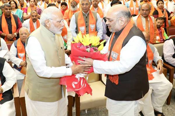 Narendra-Modi-and-Amit-Shah-Being-Misguided-By-Turncoats-in-BJP