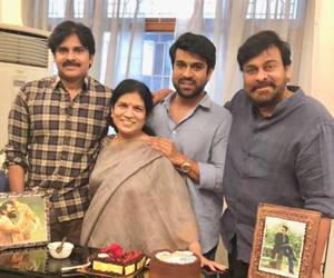 Pawan-Kalyan,-Chiranjeevi-at-Ram-Charan--Birthday