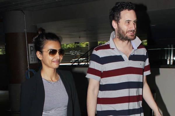 Radhika-Apte-to-Share-Her-Husband-Vision