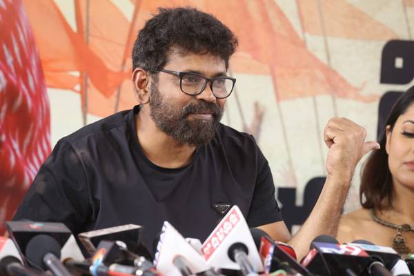 Rangasthalam---Don't-Come-with-Expectations---Sukumar