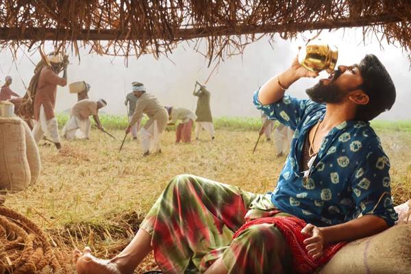 Rangasthalam---Ram-Charan
