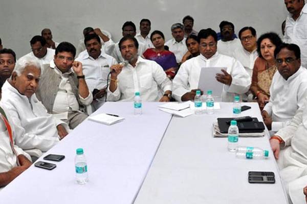 Telangana - Congress Mass Resignation