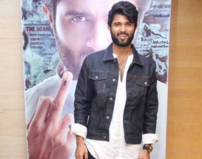 Vijay-Deverakonda-Still-in--Hangover!