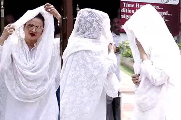 Rekha Running Away from Camera