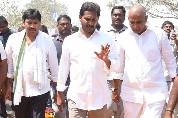 YS Jagan final decission on no confidence motion