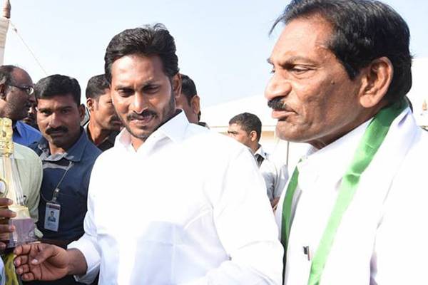 YS jagan Mohan Reddy Repeating the same mistake