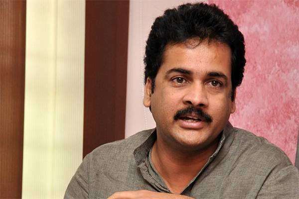 hero-sivaji-losts hopes on pawan kalyan