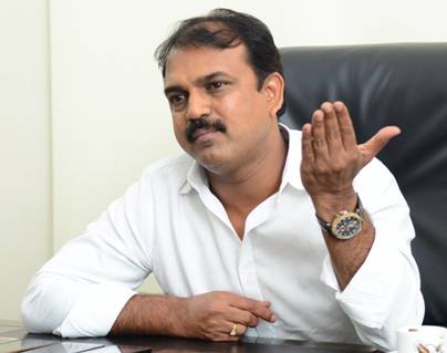 Ahead-of-Release,-Koratala-Siva-Clears-Sri-Reddy--Issue