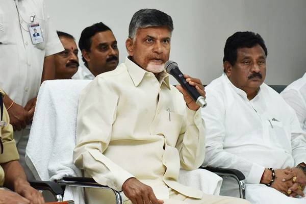 Chandrababu-Naidu-and-Lokesh-Shows-Restrain-on-Pawan-Kalyan