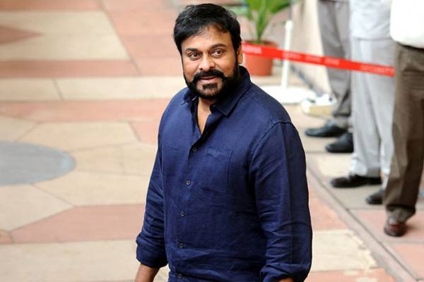 Chiranjeevi-Left-the-Shoot-&-Flew-to-US---Sye-Raa