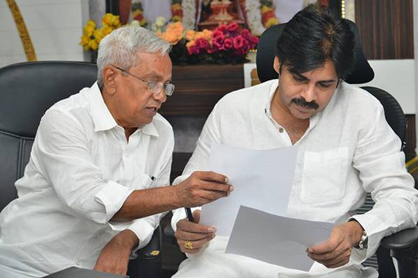 Janasena And Communists Announce Common Program for Special Status