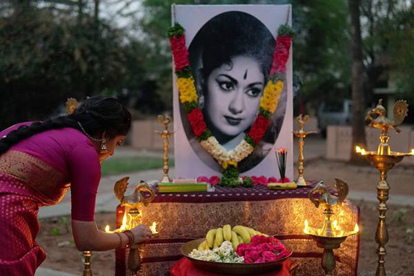 Keerthy Suresh - Mahanati.movie-