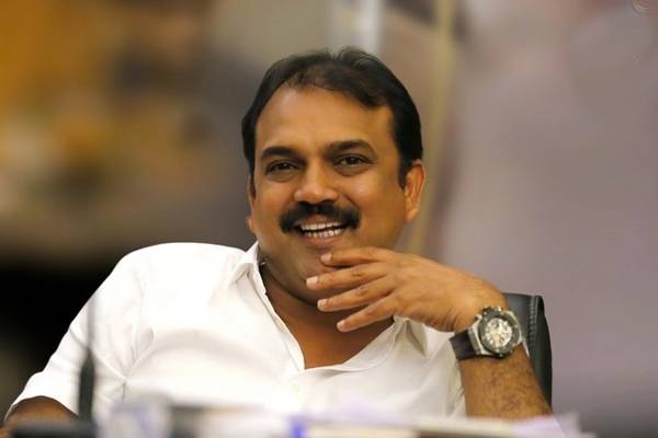 Media-Starts-Haunting-Koratala-Siva---Bharat-Ane-Nenu