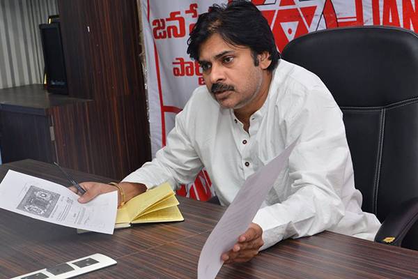 Pawan Kalyan Blames Chandrababu Naidu for Andhra Pradesh bifurcation-