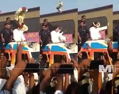 Rahul-Gandhi's-Viral-Video-That-Was-One-Heck-of-a-Shot!