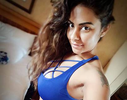 Sri Reddy going in wrong direction-Sri Reddy going in wrong direction-