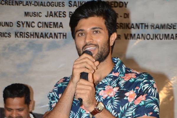 Vijay-Deverakonda---Taxiwaala-Teaser