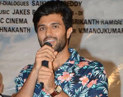 Vijay-Deverakonda--Taxiwaala-Teaser