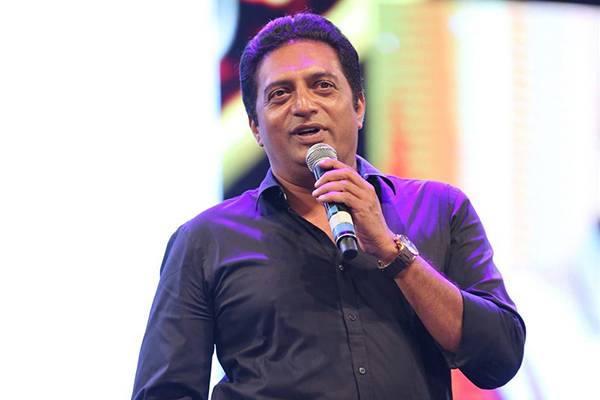 What Did Mahesh babu Fans Think of Prakash Raj Walk Out
