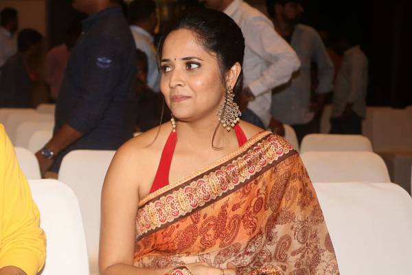 Why-Anasuya-Boasts-This-Every-Time---Rangasthalam