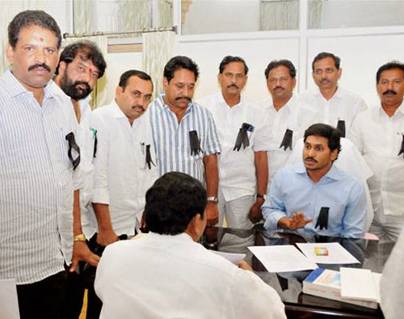YSR-Congress-MLA-To-Resign-for-Special-Status