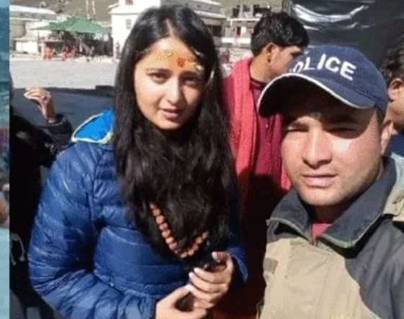 Anushka-Shetty's-Kedarnath-Trip-Makes-People-Talk!
