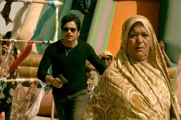 BEACH-DRAMA--Experience-OFFICER---RGV--Nagarjuna