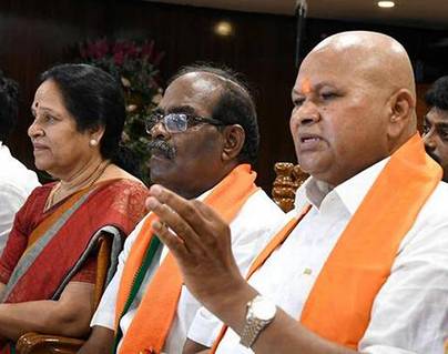 Chandrababu Tapping The Phones of BJP Leaders