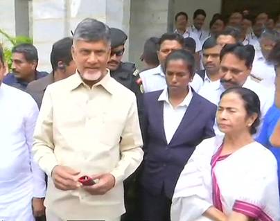 Chandrababu Naidu Uses Bengaluru Tour to Corner BJP