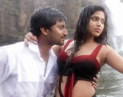 Janda Pai Kapiraju dubbed n Tamil as Velan Ettudhikkum