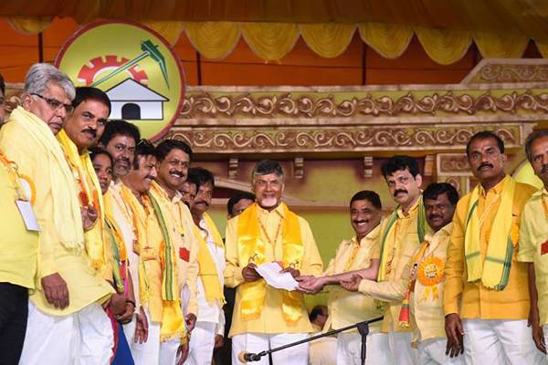 Mahanadu-Infuses-Energy-into-TDP-Cadre