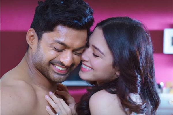 Naa Nuvve Trailer Talk: Fails In Important Aspects 