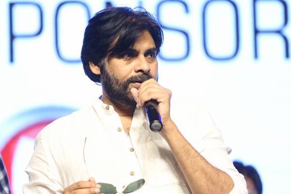 Pawan-Kalyan-Leaves-Fans-Confused-with-Naa-Peru-Surya